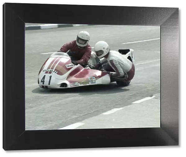 Dave Houghton & Ashley Wooller (Reemaun) 1980 Sidecar TT