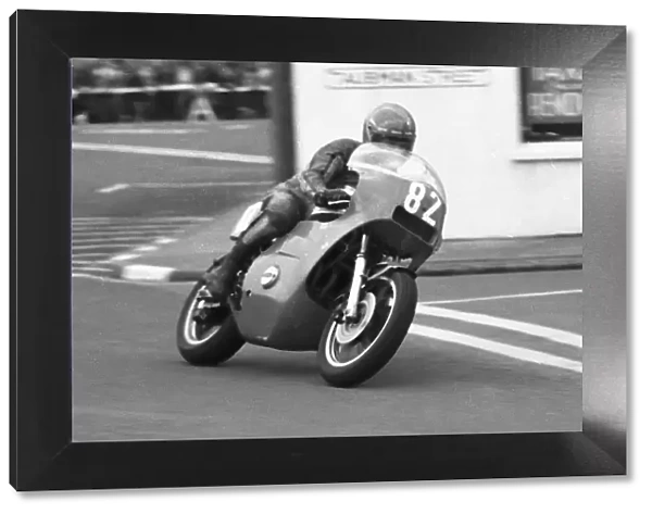 Paul Willis (Kawasaki) 1980 Formula One TT