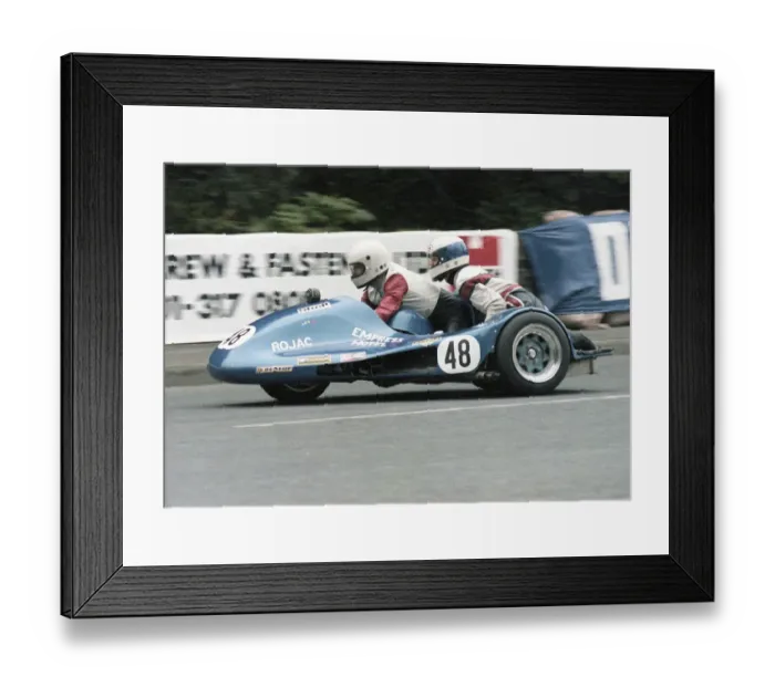 Framed Print : Peter J Williams & John Servicee (Yamaha) at Ballaugh Bridge; 1979 Sidecar TT Framed Print : Peter J Williams & John Servicee (Yamaha) at Ballaugh Bridge; 1979 Sidecar TT