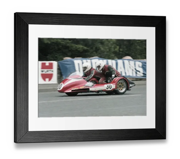 Framed Print : Dave Hallam & John Havercroft (Yamaha) 1979 Sidecar TT Framed Print : Dave Hallam & John Havercroft (Yamaha) 1979 Sidecar TT