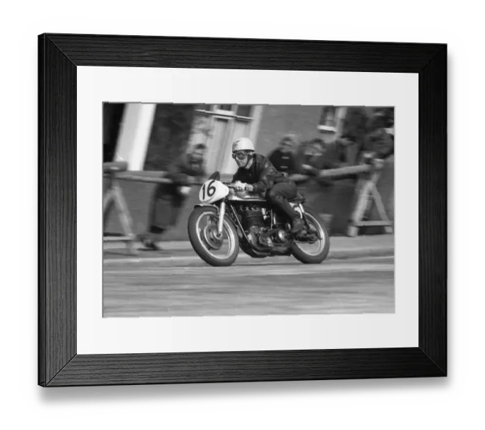 Framed Print : Michael McStay (Norton) 1961 Senior Manx Grand Prix Framed Print : Michael McStay (Norton) 1961 Senior Manx Grand Prix