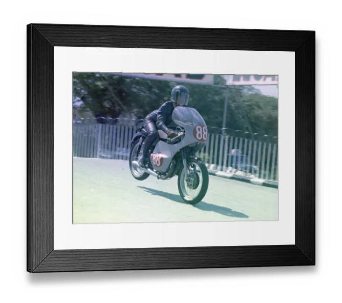 Framed Print : Mal Kirwan (Bultaco) 1972 Production TT Framed Print : Mal Kirwan (Bultaco) 1972 Production TT
