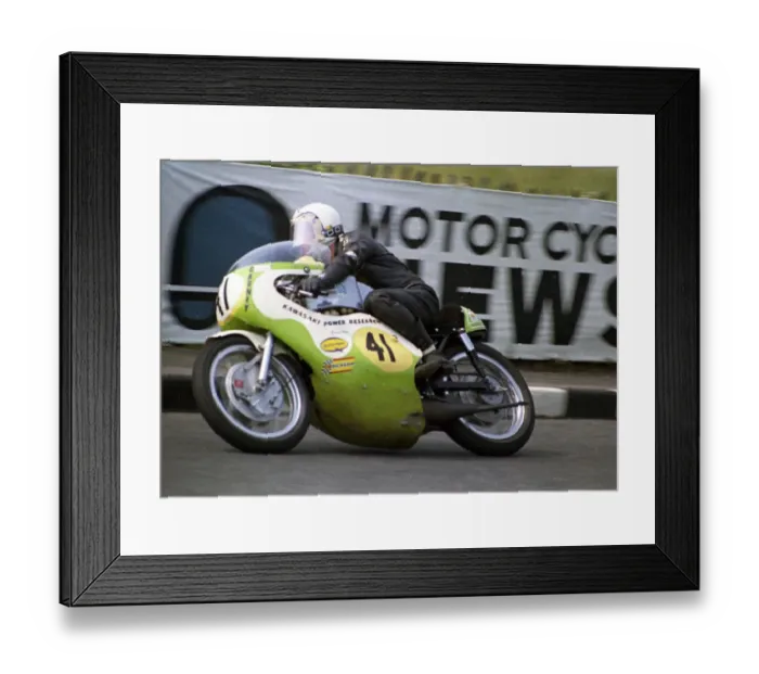 Framed Print : Martin Carney (Kawasaki) 1970 Senior TT Framed Print : Martin Carney (Kawasaki) 1970 Senior TT
