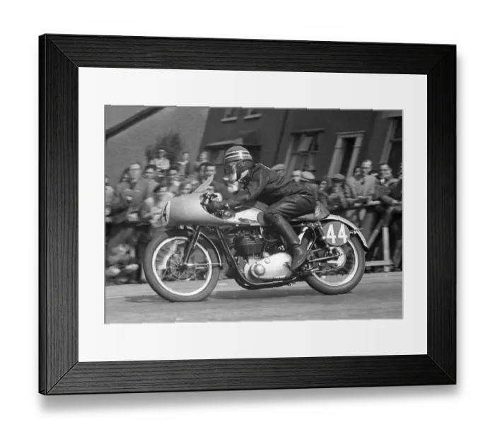 Framed Print : Walter Hancock (BSA) 1955 Senior TT Framed Print : Walter Hancock (BSA) 1955 Senior TT