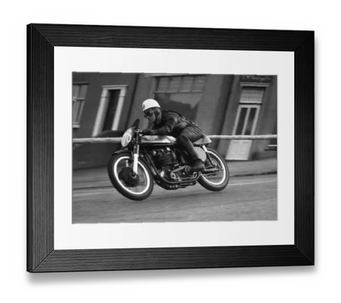 Framed Print : Bob McIntyre (Norton) 1956 Junior TT Framed Print : Bob McIntyre (Norton) 1956 Junior TT
