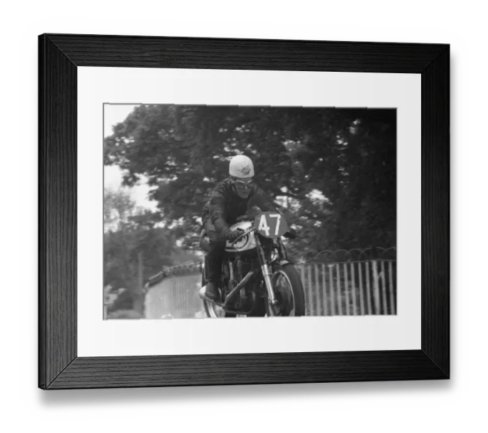 Framed Print : Mike O Rourke (Norton) 1956 Senior TT Framed Print : Mike O Rourke (Norton) 1956 Senior TT