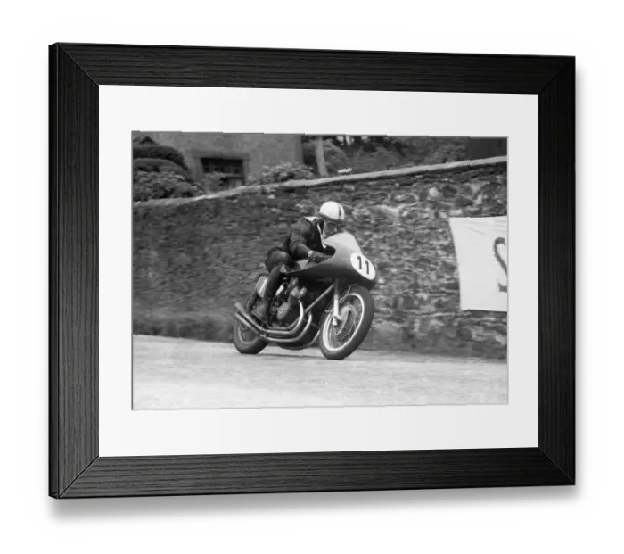 Framed Print : John Surtees (MV) 1956 Junior TT Framed Print : John Surtees (MV) 1956 Junior TT
