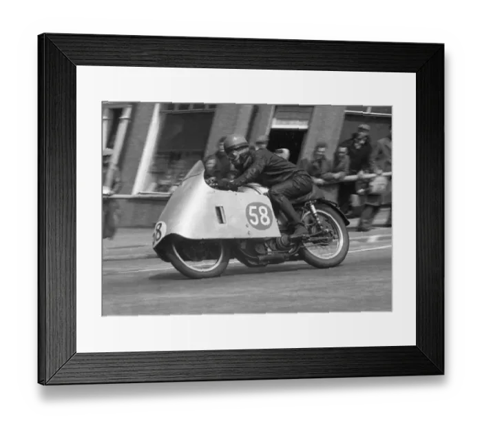 Framed Print : Ben Denton (Norton) 1956 Senior TT Framed Print : Ben Denton (Norton) 1956 Senior TT