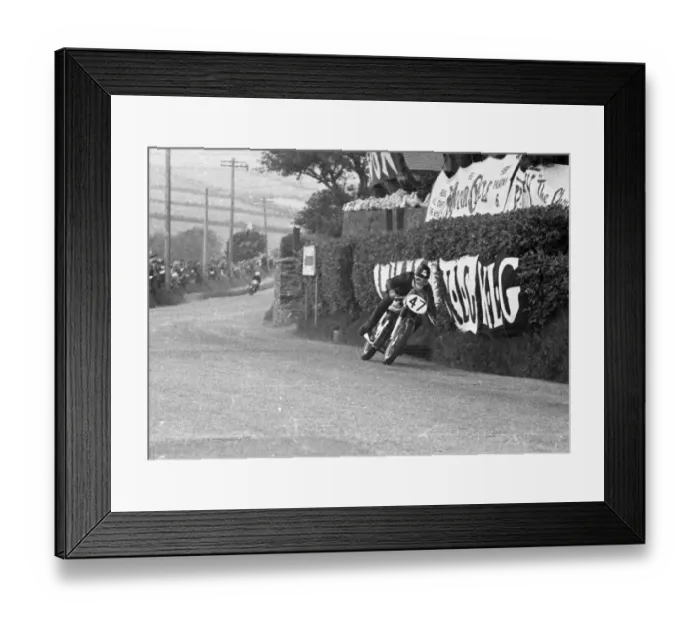 Framed Print : Fred Cook (Matchless) 1955 Senior TT Framed Print : Fred Cook (Matchless) 1955 Senior TT