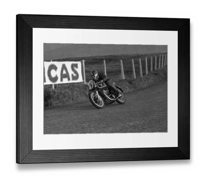 Framed Print : Fred Cook (Matchless) 1955 Senior TT Framed Print : Fred Cook (Matchless) 1955 Senior TT