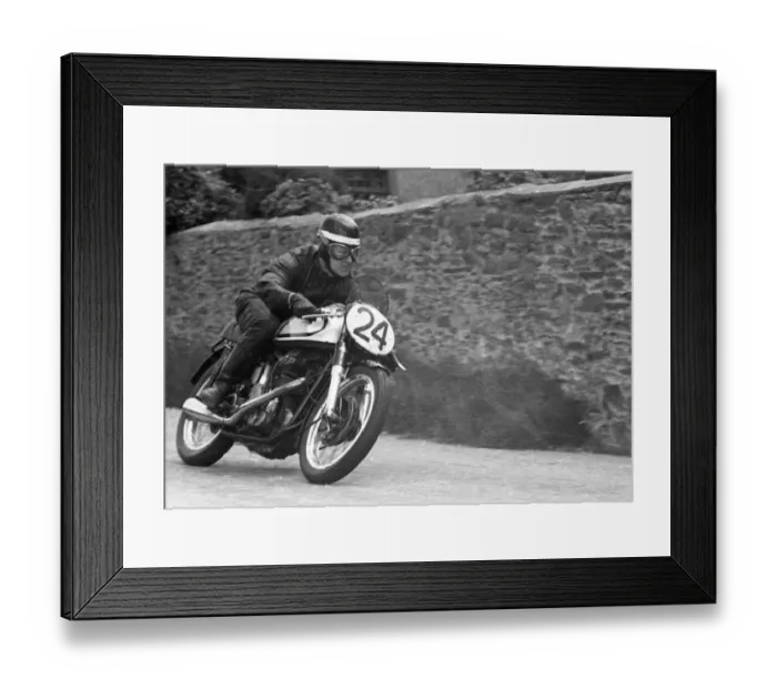 Framed Print : Joe Glazebrook (Norton) 1955 Senior TT Framed Print : Joe Glazebrook (Norton) 1955 Senior TT