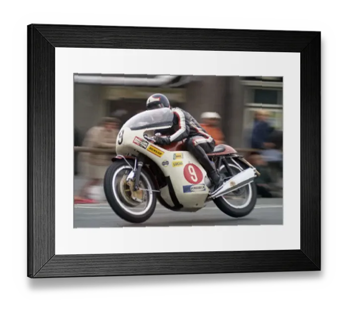 Framed Print : Tony Jefferies on Slippery Sam (Triumph) 1971 Production TT Framed Print : Tony Jefferies on Slippery Sam (Triumph) 1971 Production TT