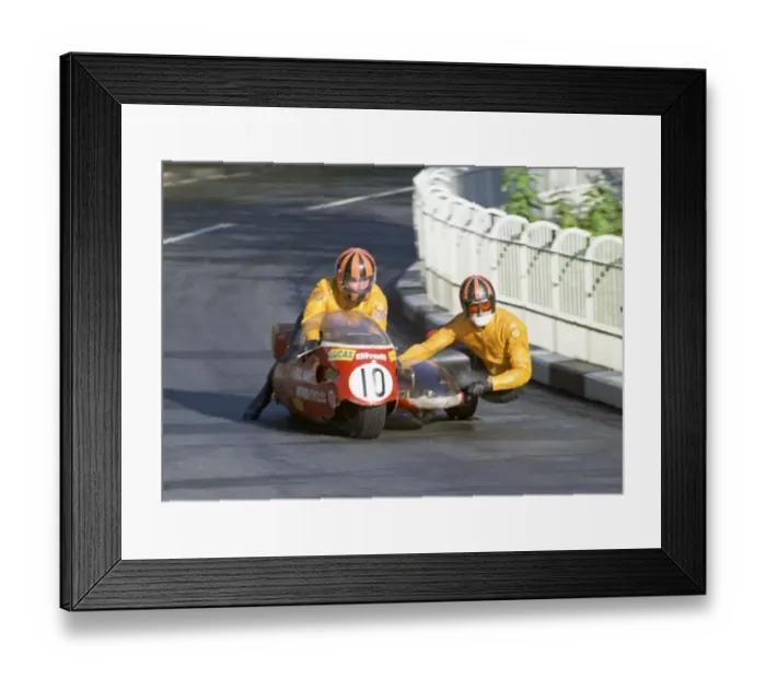 Framed Print : Roy Hanks & Gerald Daniel (BSA) 1973 750 Sidecar TT Framed Print : Roy Hanks & Gerald Daniel (BSA) 1973 750 Sidecar TT