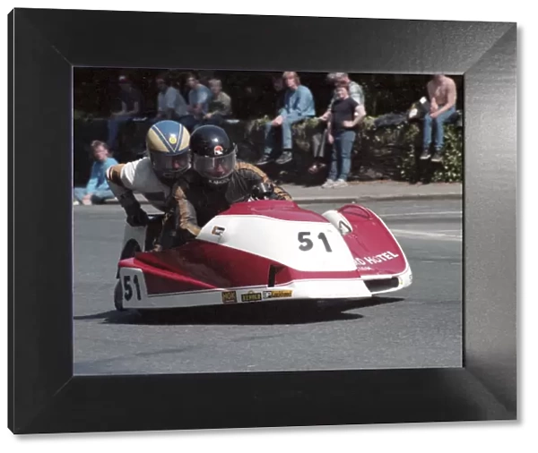 Brian Rostron & Chris Cain (Yamaha) 1985 Sidecar TT