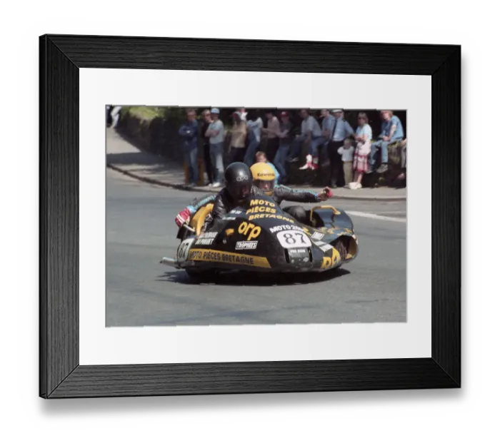 Framed Print : Jacques-Jean Michel & Ansquer Loic (Pro Side Yamaha) 1985 Sidecar TT Framed Print : Jacques-Jean Michel & Ansquer Loic (Pro Side Yamaha) 1985 Sidecar TT
