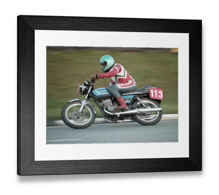 Framed Print : Bob Simmons (Suzuki) 1985 Production TT Framed Print : Bob Simmons (Suzuki) 1985 Production TT