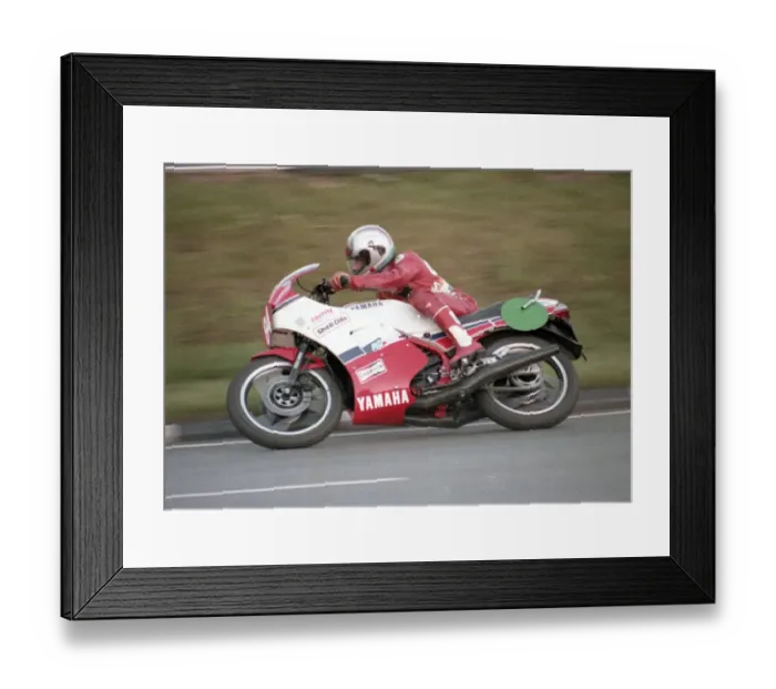 Framed Print : Graham Cannell (Yamaha) 1985 Production TT