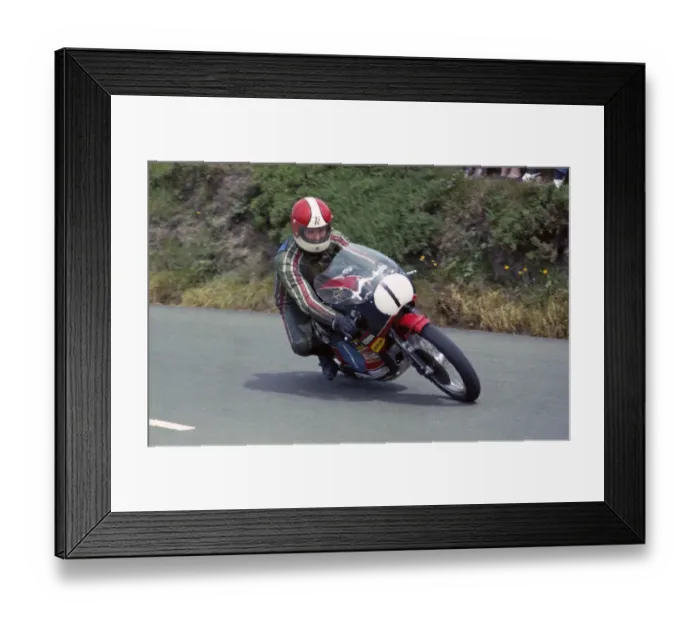 Framed Print : Tony Rutter (Yamaha) 1974 Junior TT Framed Print : Tony Rutter (Yamaha) 1974 Junior TT