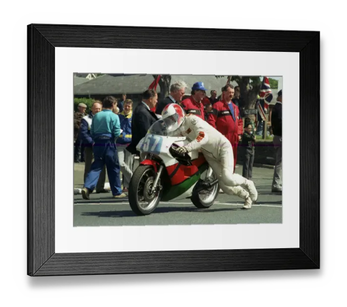 Framed Print : Gerry Jenkins (Yamaha) 1990 Classic Manx Grand Prix Framed Print : Gerry Jenkins (Yamaha) 1990 Classic Manx Grand Prix