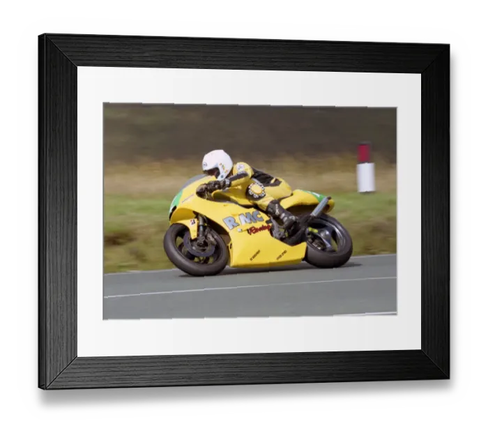 Framed Print : Brian Spooner (Honda) 2003 Lightweight Manx Grand Prix Framed Print : Brian Spooner (Honda) 2003 Lightweight Manx Grand Prix