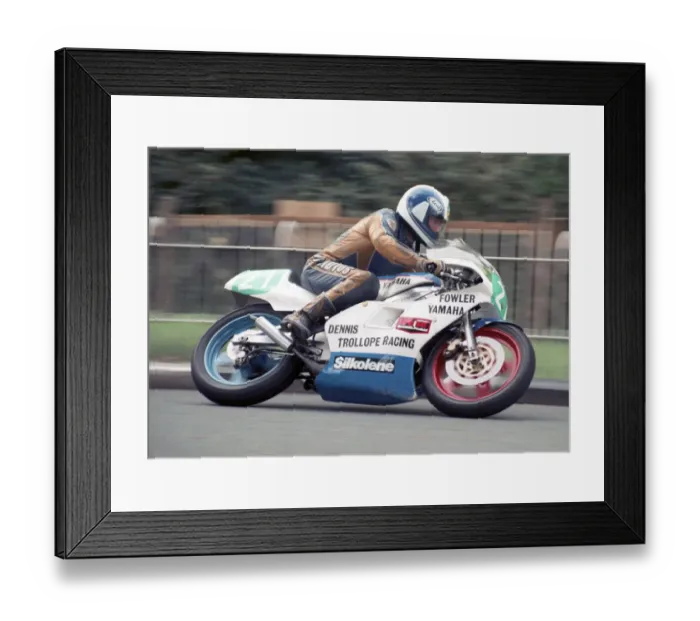 Framed Print : Sean Collister (Yamaha) 1989 Lightweight Manx Grand Prix Framed Print : Sean Collister (Yamaha) 1989 Lightweight Manx Grand Prix