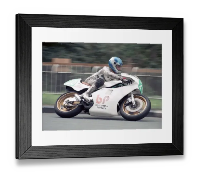 Framed Print : Gavin Lee (Yamaha) 1989 Lightweight Manx Grand Prix Framed Print : Gavin Lee (Yamaha) 1989 Lightweight Manx Grand Prix