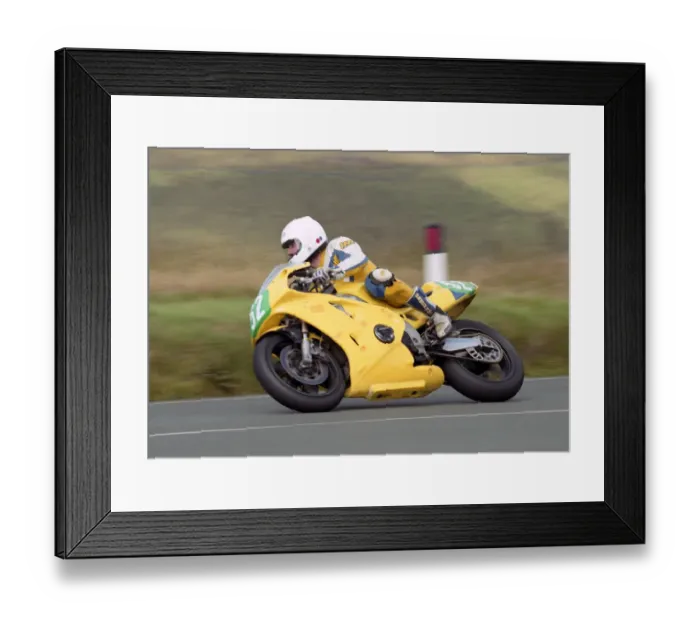 Framed Print : Mark Wateridge (Kawasaki) 2003 Ultra Lightweight Manx Grand Prix Framed Print : Mark Wateridge (Kawasaki) 2003 Ultra Lightweight Manx Grand Prix