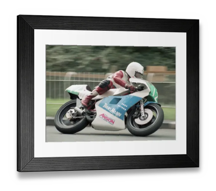Framed Print : Tony Anderson (Yamaha) 1989 Lightweight Manx Grand Prix Framed Print : Tony Anderson (Yamaha) 1989 Lightweight Manx Grand Prix