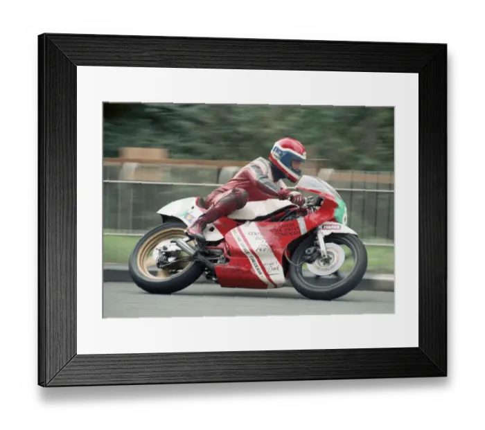 Framed Print : Stephen Smith (Yamaha) 1989 Lightweight Manx Grand Prix Framed Print : Stephen Smith (Yamaha) 1989 Lightweight Manx Grand Prix