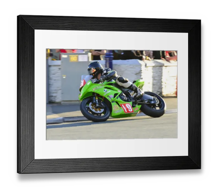 Framed Print : Davey Lambert (Kawasaki) 2014 Newcomers A Manx Grand Prix Framed Print : Davey Lambert (Kawasaki) 2014 Newcomers A Manx Grand Prix