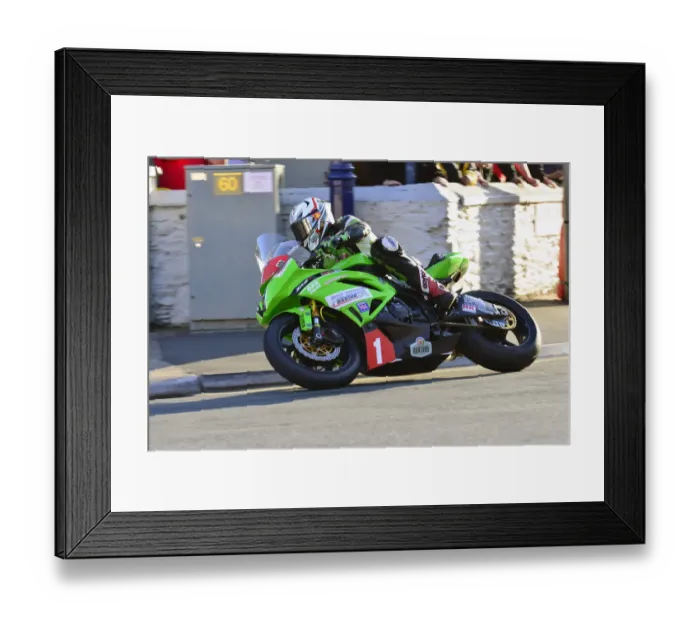 Framed Print : Matthew Rees (Kawasaki) 2014 Newcomers A Manx Grand Prix Framed Print : Matthew Rees (Kawasaki) 2014 Newcomers A Manx Grand Prix