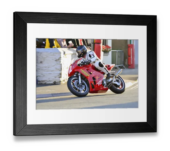 Framed Print : Sam Johnson (Honda) 2014 Newcomers C Manx Grand Prix Framed Print : Sam Johnson (Honda) 2014 Newcomers C Manx Grand Prix