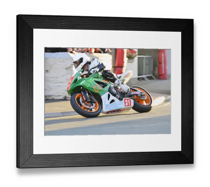 Framed Print : Jim Barnett (Suzuki) 2014 Newcomers A Manx Grand Prix Framed Print : Jim Barnett (Suzuki) 2014 Newcomers A Manx Grand Prix