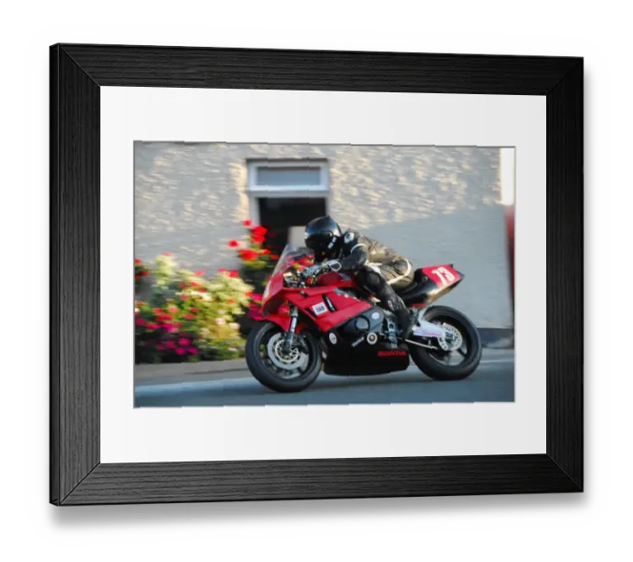 Framed Print : Simon Long (Honda) 2014 Newcomers C Manx Grand Prix Framed Print : Simon Long (Honda) 2014 Newcomers C Manx Grand Prix