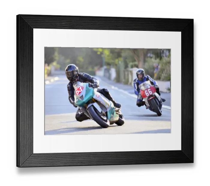 Framed Print : Mark Watson (Kawasaki) 2014 Newcomers B Manx Grand Prix & Framed Print : Mark Watson (Kawasaki) 2014 Newcomers B Manx Grand Prix &