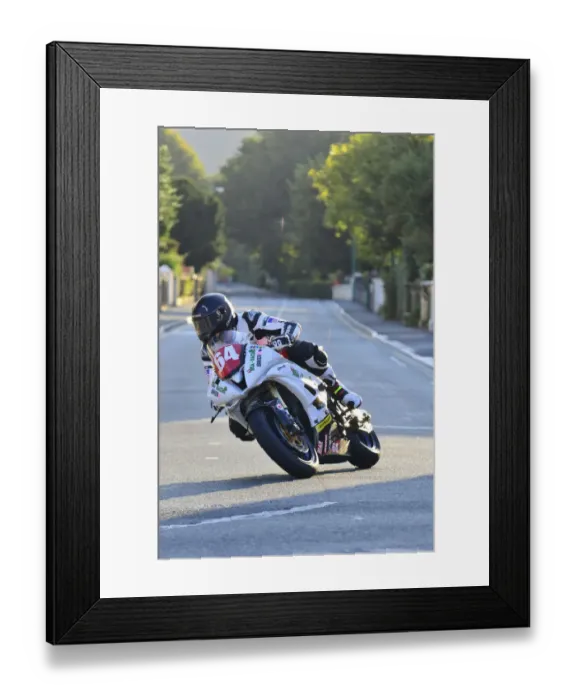 Framed Print : Aaron League (Kawasaki) 2014 Newcomers B Manx Grand Prix Framed Print : Aaron League (Kawasaki) 2014 Newcomers B Manx Grand Prix