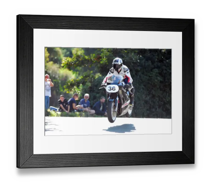 Framed Print : Chris Dixon (Suzuki) 2014 Formula One Classic TT Framed Print : Chris Dixon (Suzuki) 2014 Formula One Classic TT