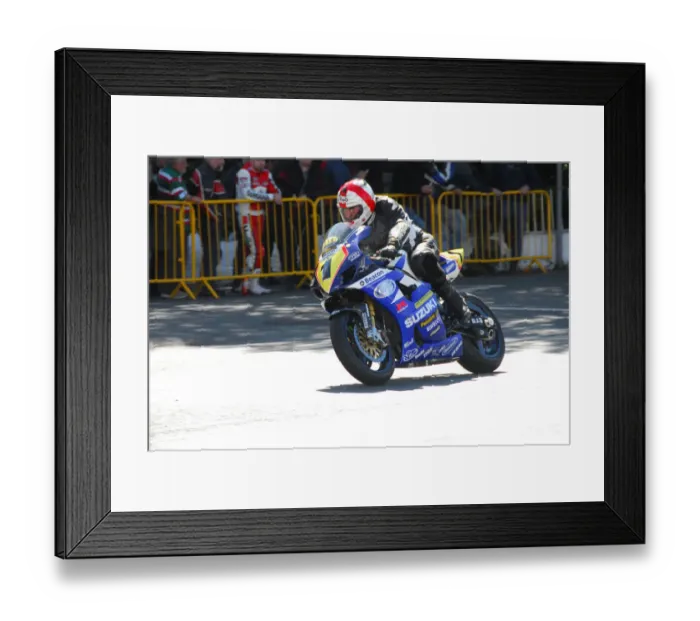 Framed Print : Steven Foster (Suzuki) 2014 Parade Lap Framed Print : Steven Foster (Suzuki) 2014 Parade Lap