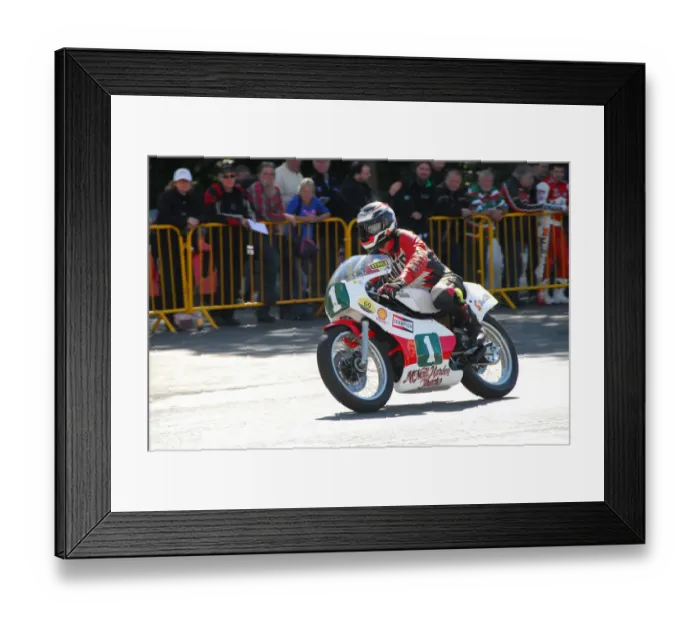 Framed Print : Geoff Shaw (Yamaha) 2014 Parade Lap Framed Print : Geoff Shaw (Yamaha) 2014 Parade Lap