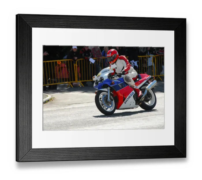 Framed Print : Alex Smith (Honda) 2014 Parade Lap Framed Print : Alex Smith (Honda) 2014 Parade Lap