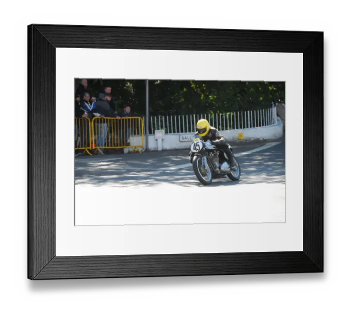 Framed Print : Derek Brindley (Vincent) 2014 Parade Lap Framed Print : Derek Brindley (Vincent) 2014 Parade Lap