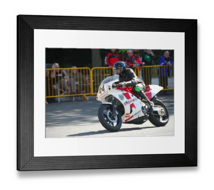 Framed Print : Paul Wilson (Honda) 2014 Formula One Classic TT Framed Print : Paul Wilson (Honda) 2014 Formula One Classic TT