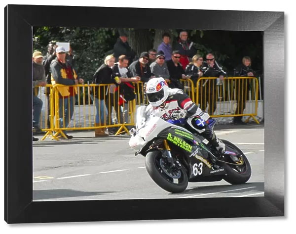 Robert Nelson (Yamaha) 2014 Junior Manx Grand Prix