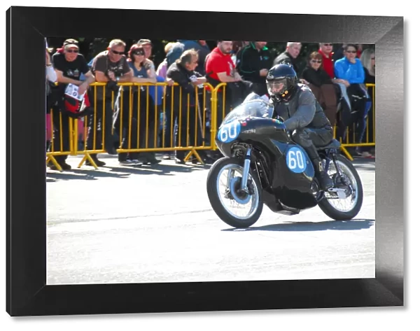 Grant Sellars (Norton) 2014 350 Classic TT