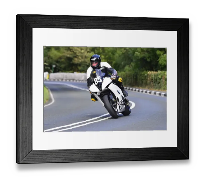 Framed Print : Hefyn Owen (Yamaha) 2014 Junior Manx Grand Prix Framed Print : Hefyn Owen (Yamaha) 2014 Junior Manx Grand Prix