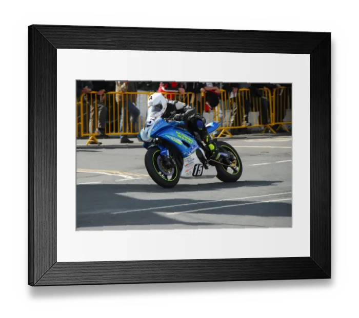 Framed Print : Richard Charlton (Yamaha) 2014 Junior Manx Grand Prix Framed Print : Richard Charlton (Yamaha) 2014 Junior Manx Grand Prix