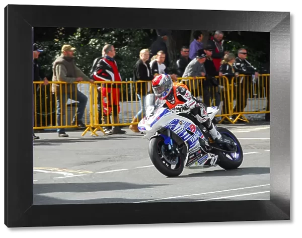 Julien Tonuitti (Yamaha) 2014 Junior Manx Grand Prix
