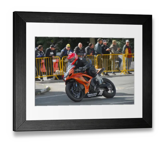 Framed Print : Miitri Suhonen (Suzuki) 2014 Junior Manx Grand Prix Framed Print : Miitri Suhonen (Suzuki) 2014 Junior Manx Grand Prix