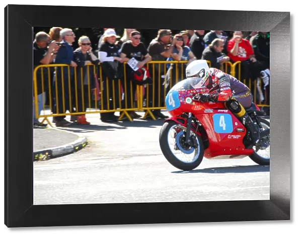 Olie Linsdell (Drixton Honda) 2014 350 Classic TT