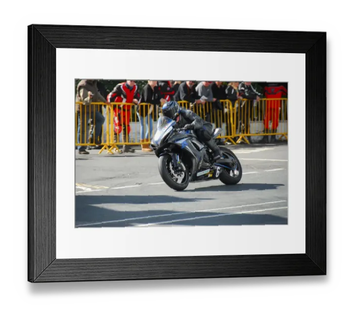 Framed Print : Andrew Soar (Suzuki) 2014 Junior Manx Grand Prix Framed Print : Andrew Soar (Suzuki) 2014 Junior Manx Grand Prix